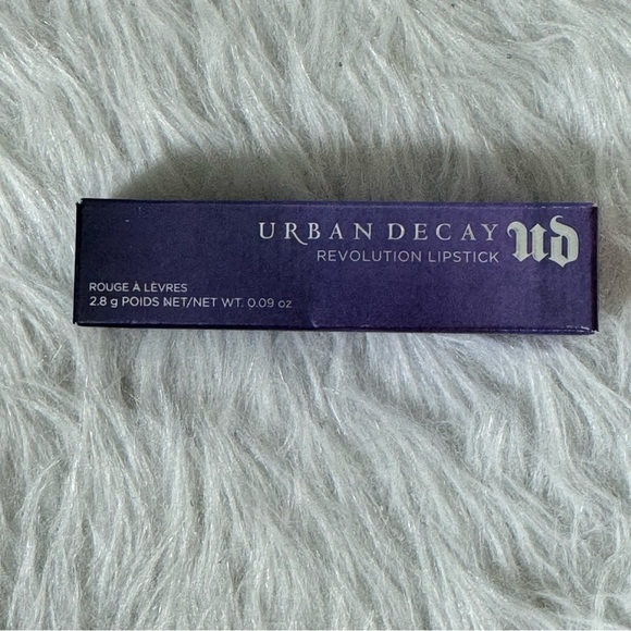 Brand New Urban Decay Revolution Catfight lipstick - Picture 2 of 4